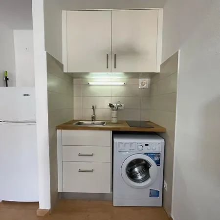 Mestral -apartamento Con Piscina Junto La Playa Apartment