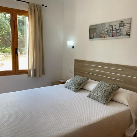 Mestral -apartamento Con Piscina Junto La Playa Апартаменты *