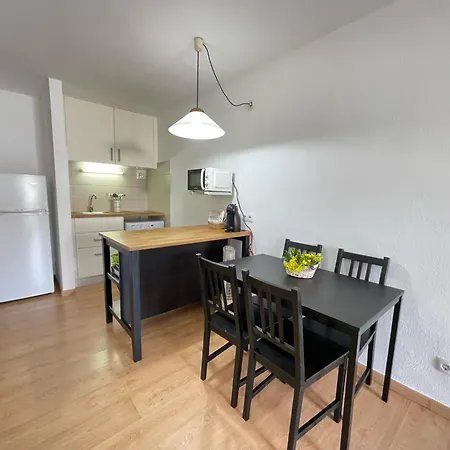 Апартаменты Mestral -apartamento Con Piscina Junto La Playa *